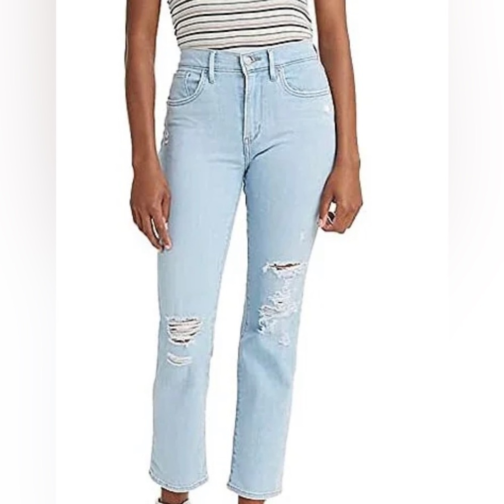 Women's LEVI'S 724 High Rise Straight‎ Crop in Light Distressed Blue | Size 32